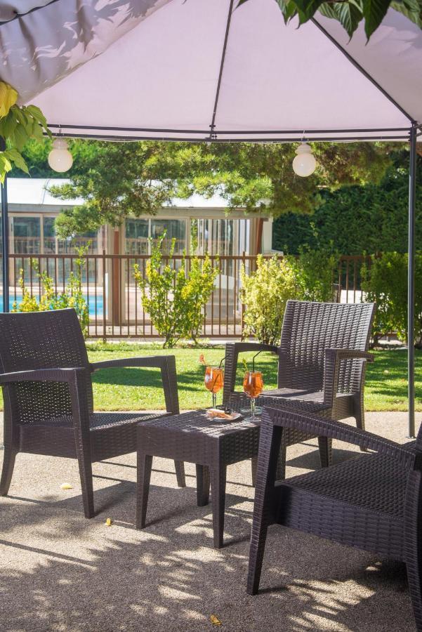 Logis Hotel Le Lac Embrun Buitenkant foto