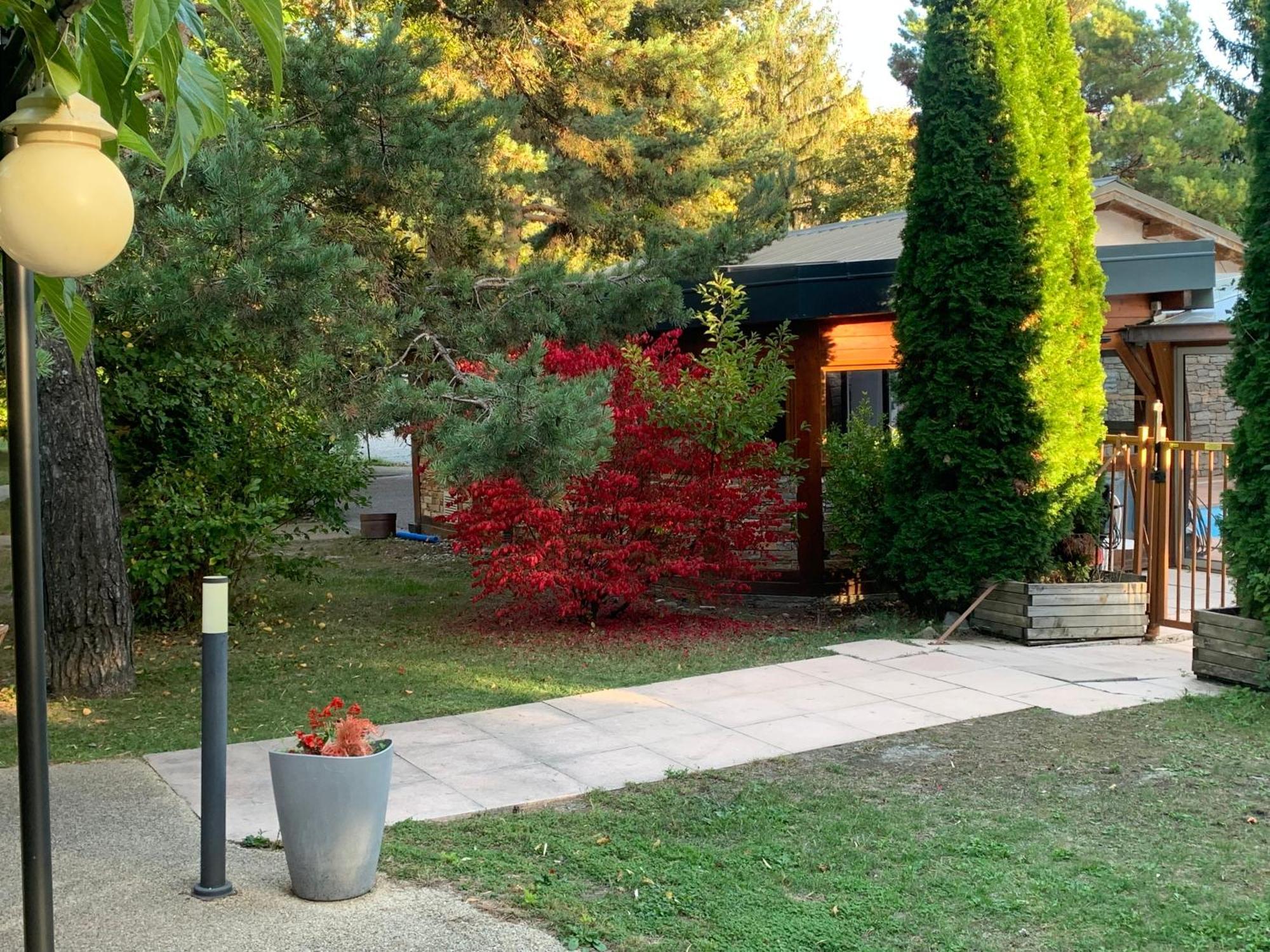Logis Hotel Le Lac Embrun Buitenkant foto