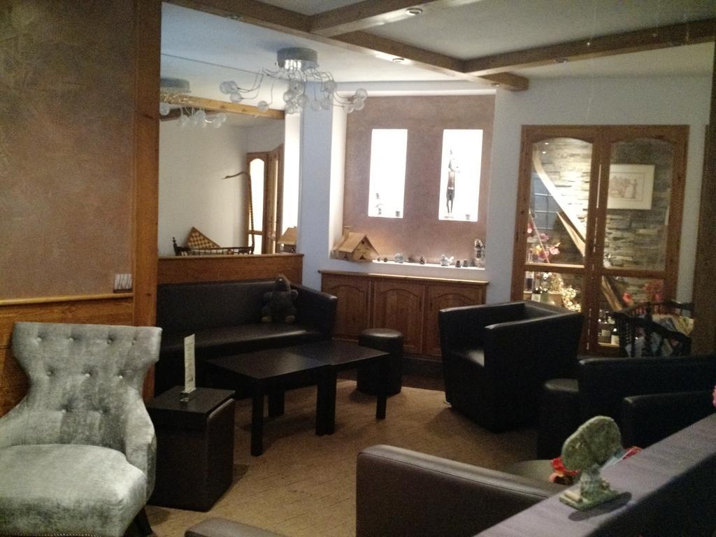 Logis Hotel Le Lac Embrun Buitenkant foto